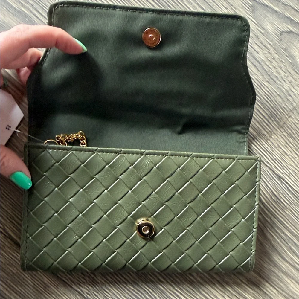 Time and Tru Olive Quilted Wristlet with Gold Accent